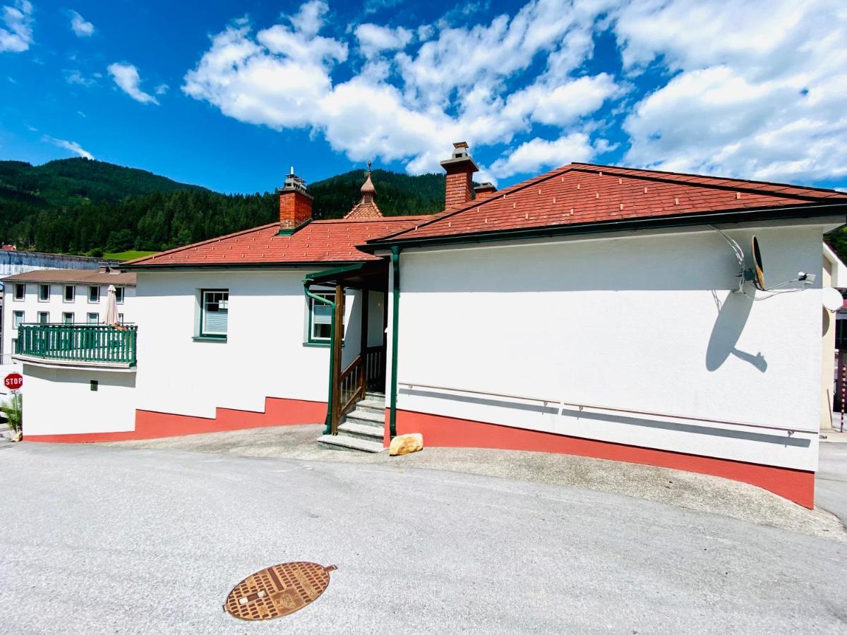 Living Inn Spital am Semmering Esterno foto